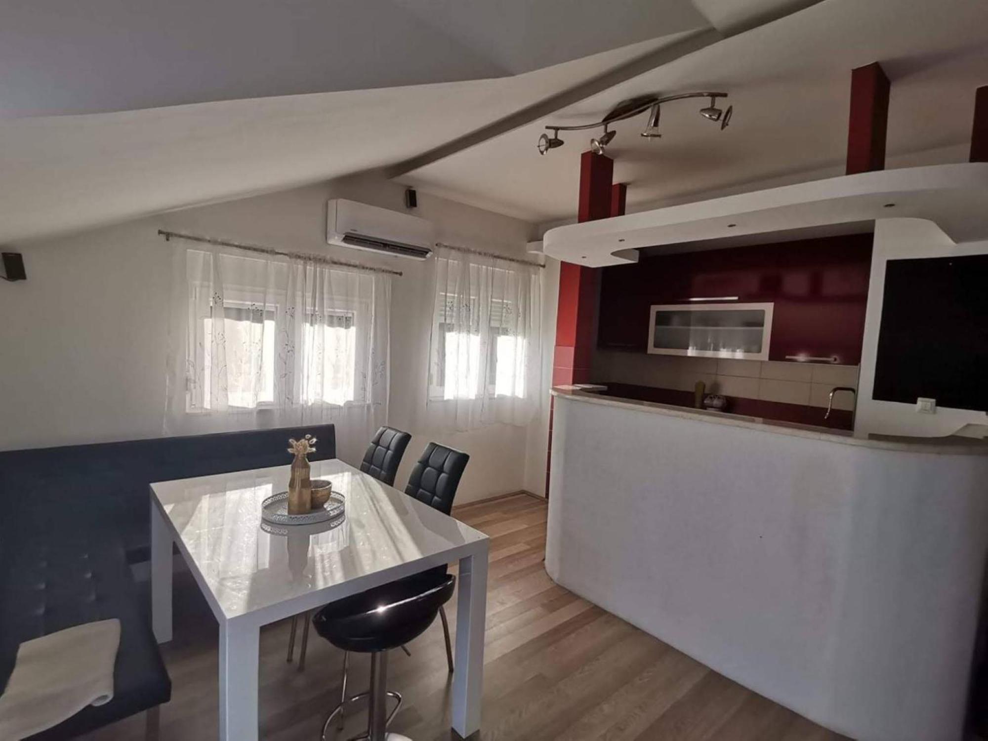 Apartment Lotus 트로기르 객실 사진