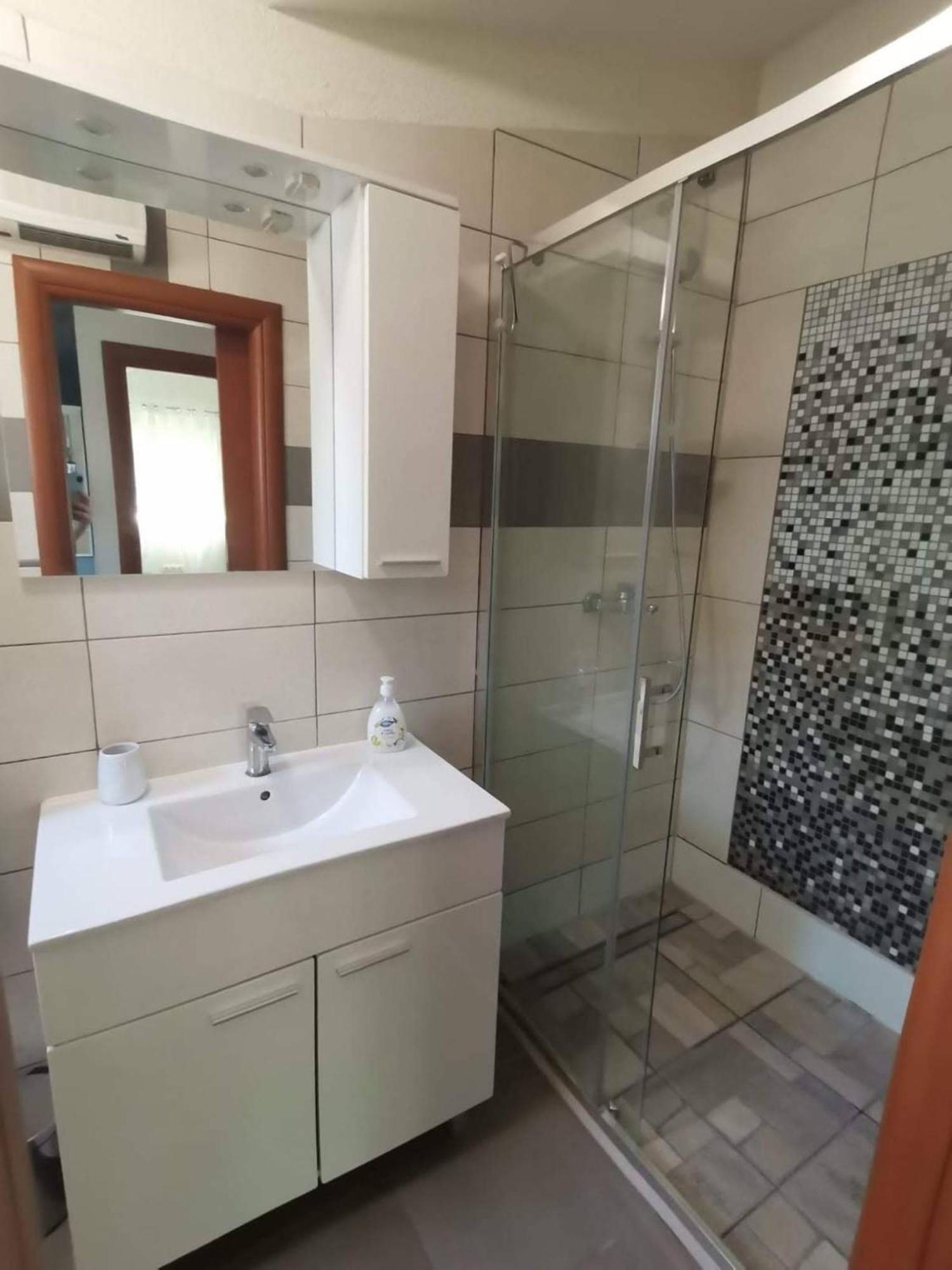 Apartment Lotus 트로기르 객실 사진
